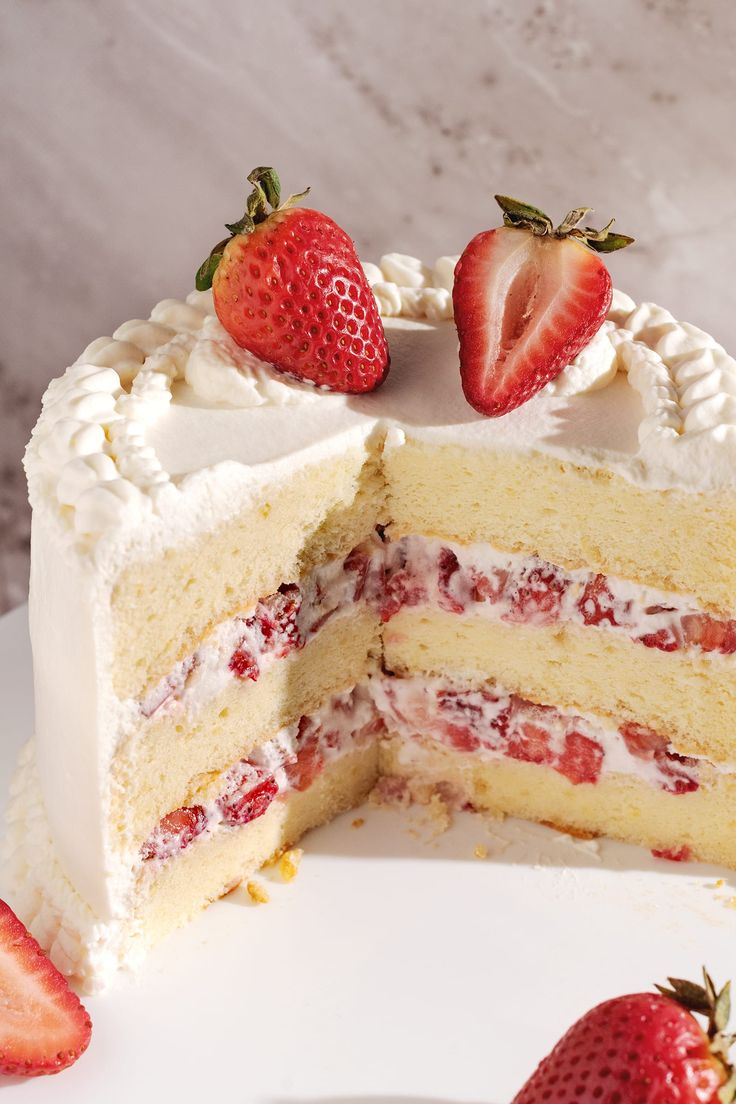 Vanilla Strawberry Cake